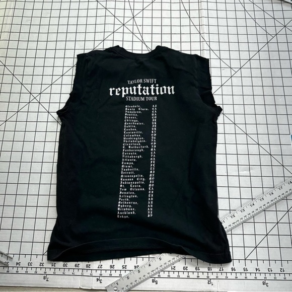 Taylor Swift Reputation stadium tour sz small sleeveless tee A9 - Picture 3 of 5